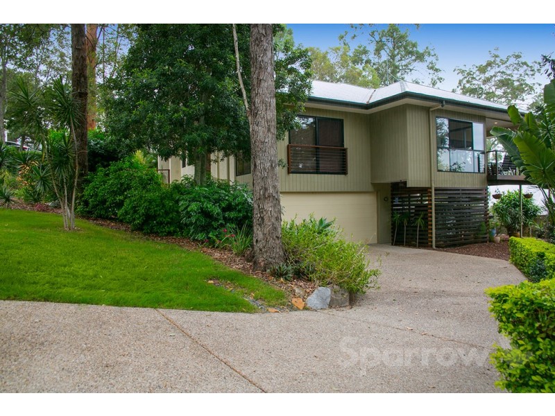 11 Robertson Place, Fig Tree Pocket QLD 4069