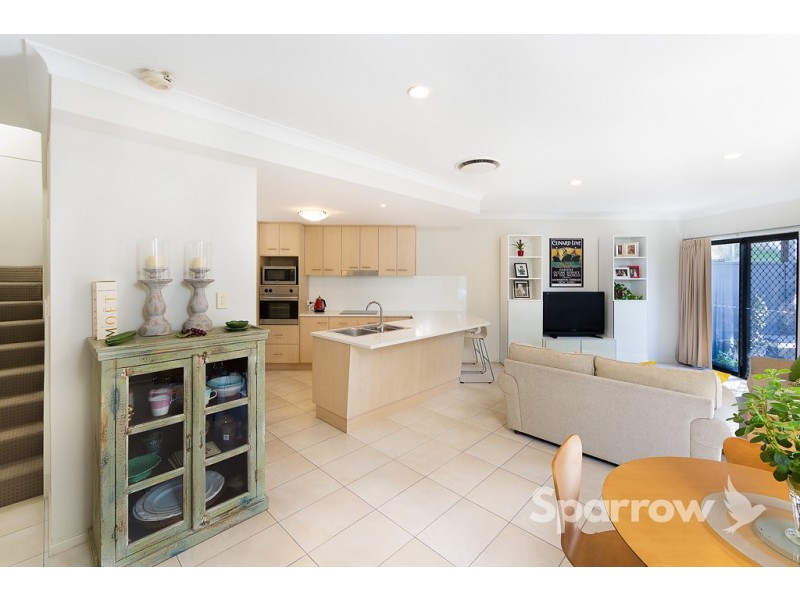 1/94 Mackay Street, Coorparoo QLD 4151
