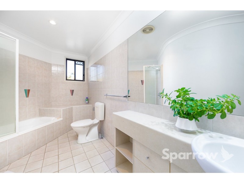 1/94 Mackay Street, Coorparoo QLD 4151