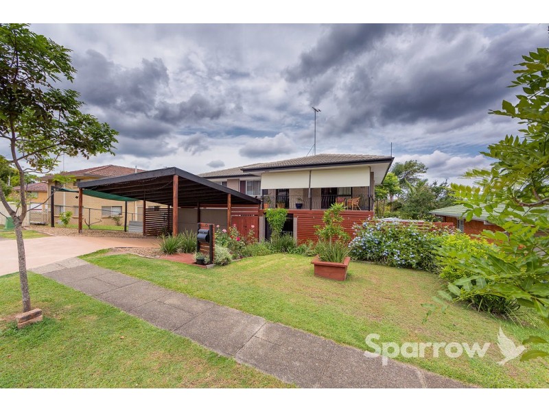 15 Honeysuckle Street, Mansfield QLD 4122