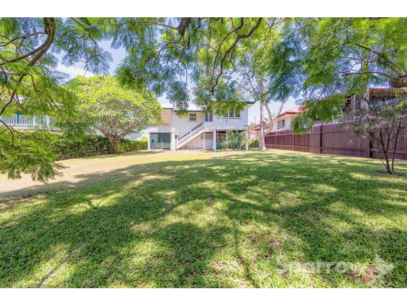 4 Snowden Street, Tarragindi QLD 4121