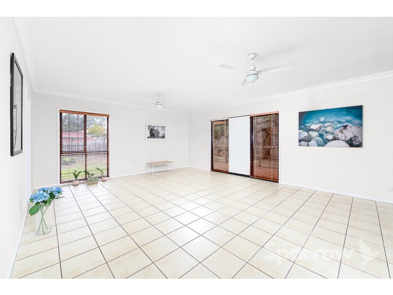 8 Hanks Place, Mcdowall QLD 4053