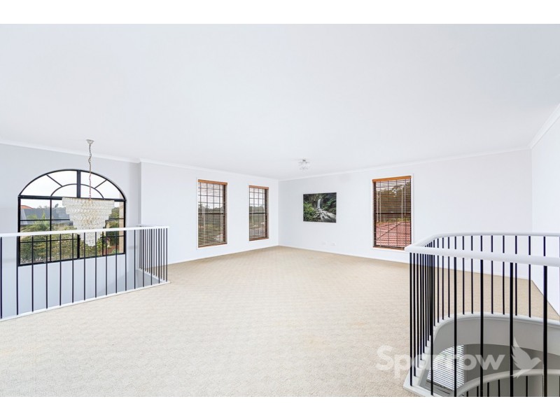 8 Hanks Place, Mcdowall QLD 4053