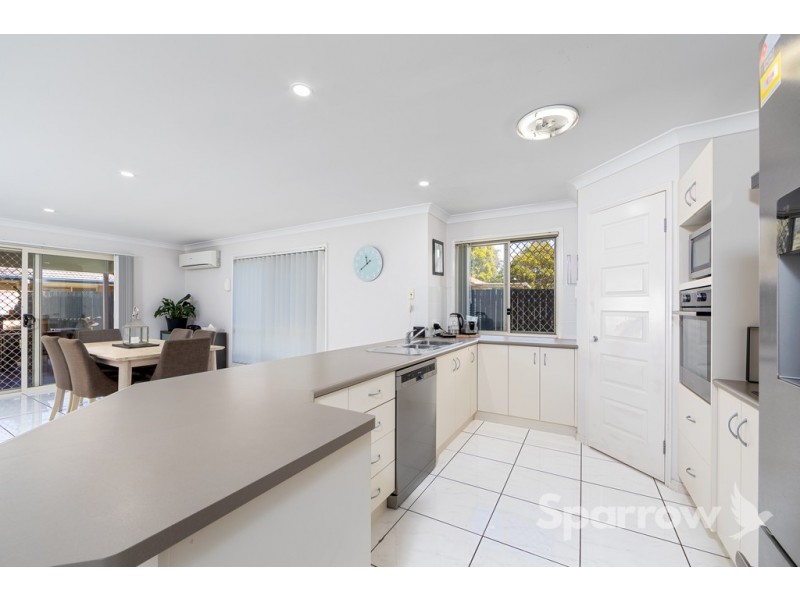 31 Wirra Circuit, Wynnum West QLD 4178