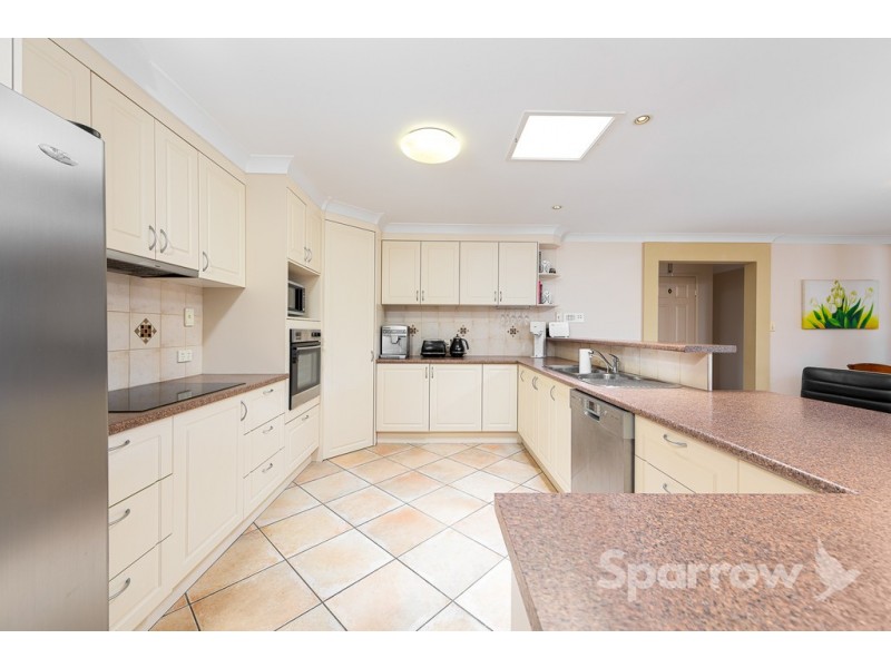 12 Applegum Place, Molendinar QLD 4214