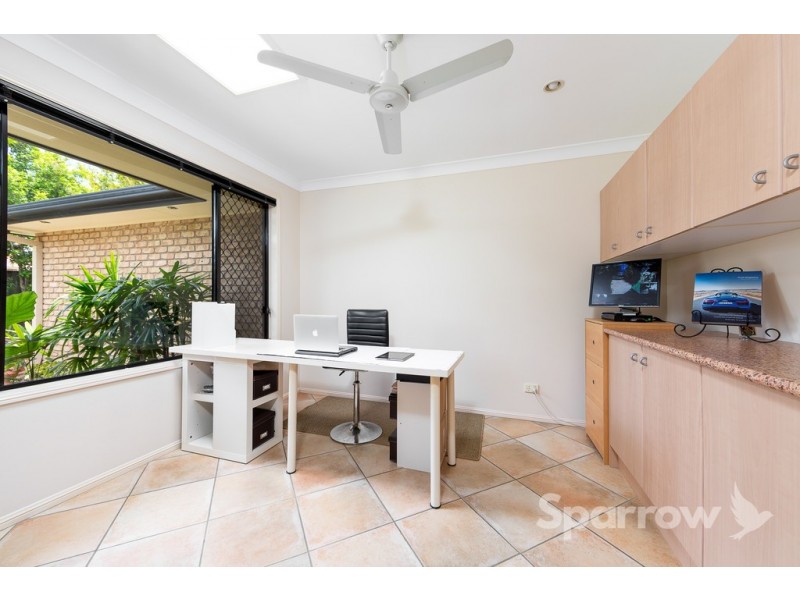 12 Applegum Place, Molendinar QLD 4214