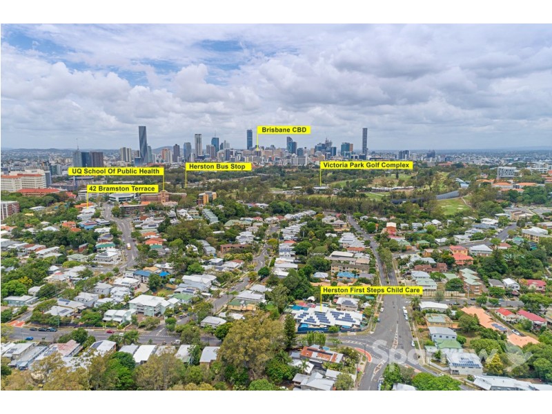 42 Bramston Terrace, Herston QLD 4006
