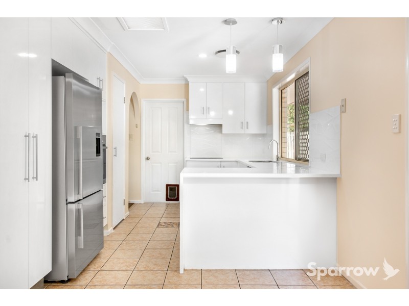 50 Hillenvale Avenue, Arana Hills QLD 4054