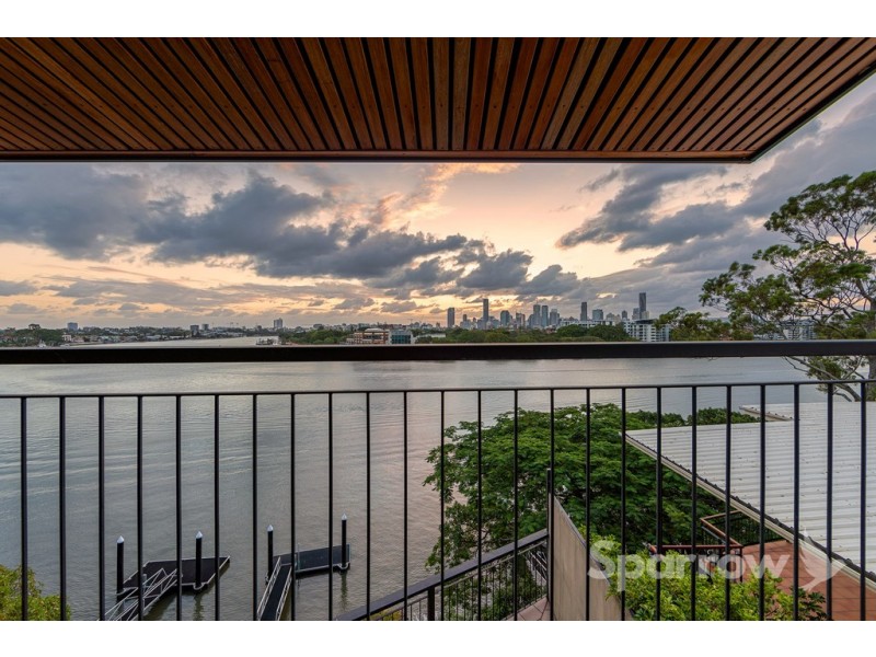 16 Aaron Avenue, Hawthorne QLD 4171