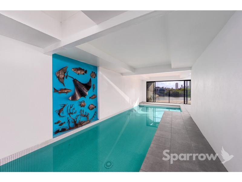 16 Aaron Avenue, Hawthorne QLD 4171