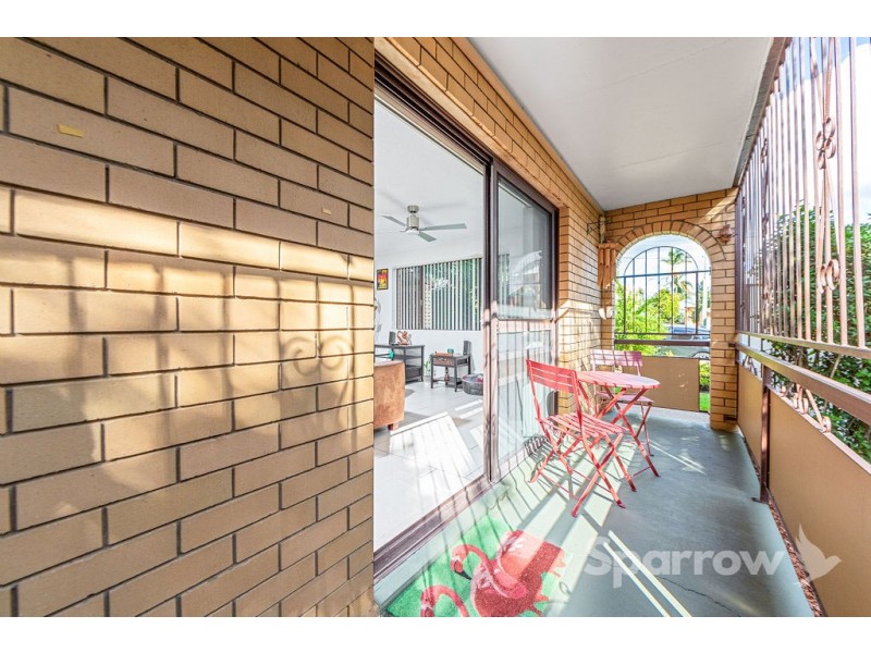 1/37 Vine Street, Greenslopes QLD 4120