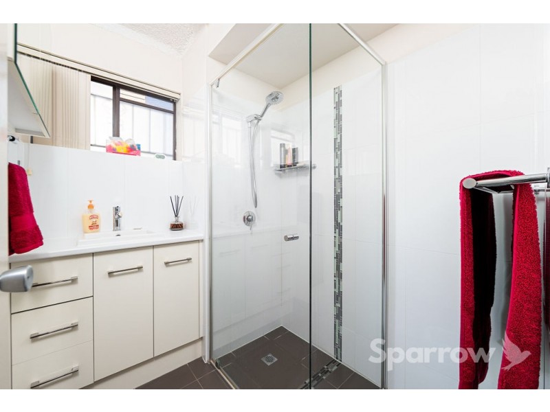 1/37 Vine Street, Greenslopes QLD 4120