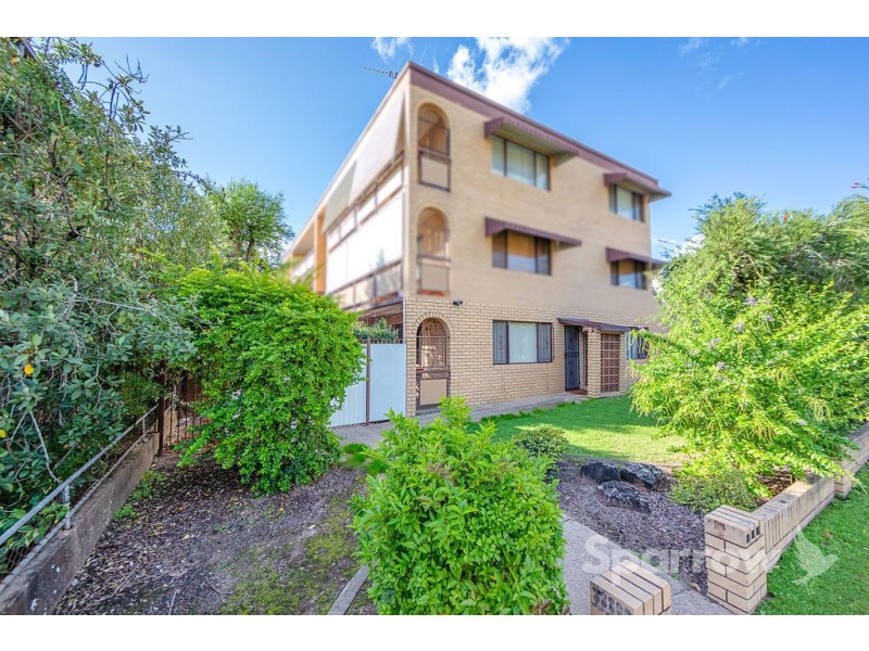 1/37 Vine Street, Greenslopes QLD 4120