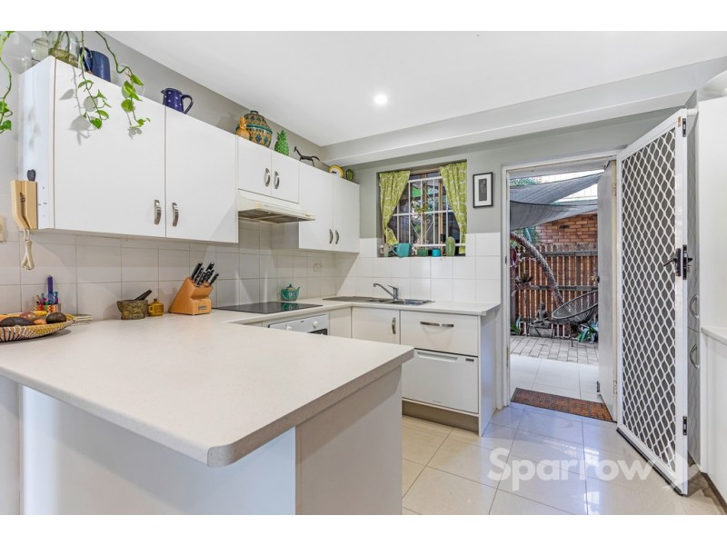 2/45 Dutton Street, Hawthorne QLD 4171