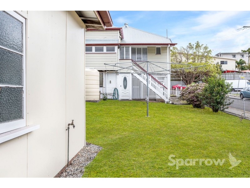 18 Nairn Street, Milton QLD 4064