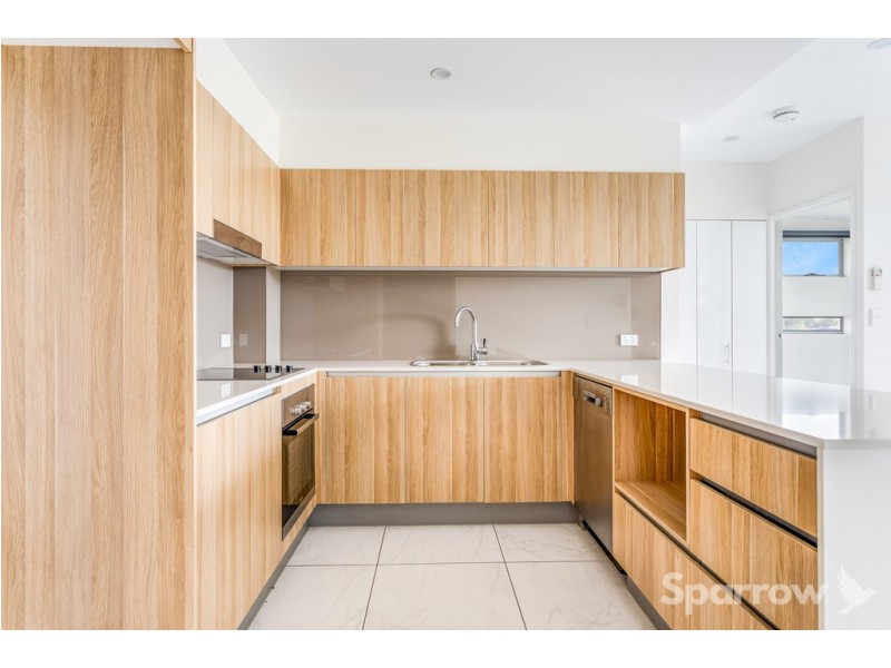 34/908 Logan Road, Holland Park QLD 4121