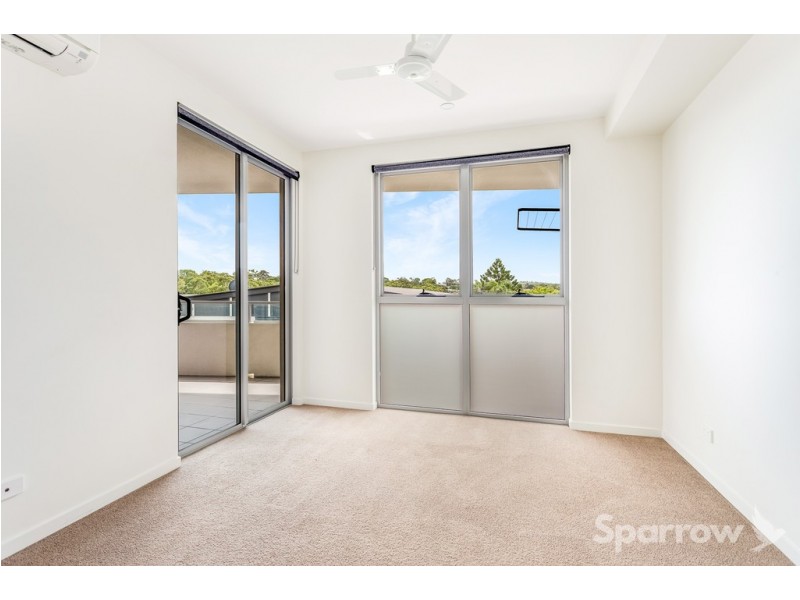 34/908 Logan Road, Holland Park QLD 4121