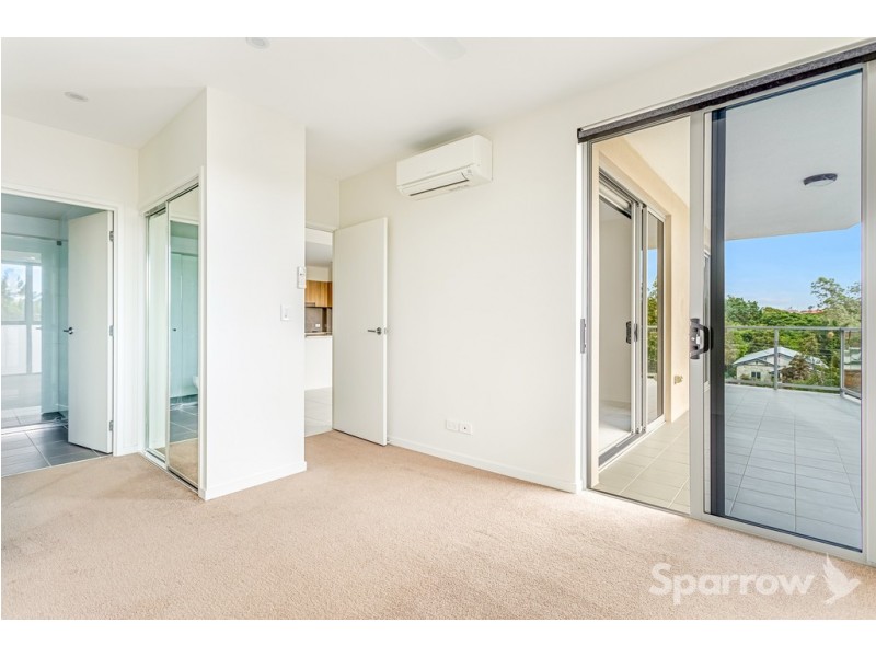 34/908 Logan Road, Holland Park QLD 4121