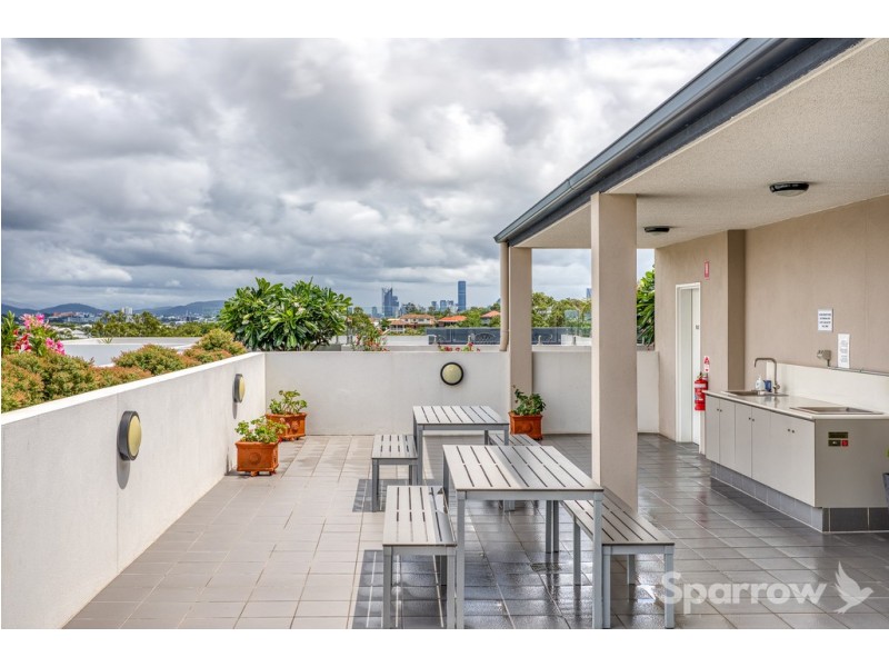 34/908 Logan Road, Holland Park QLD 4121