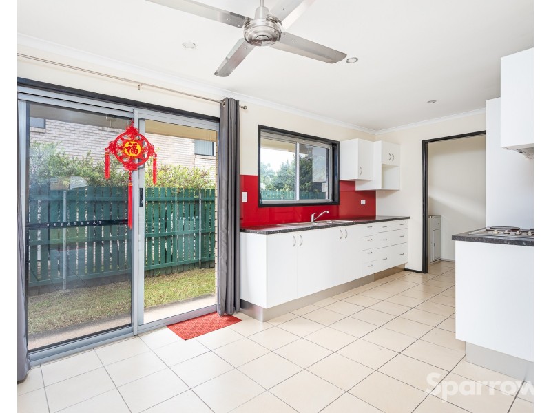 8/27 Southgate Drive, Woodridge QLD 4114