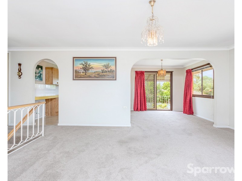 65 Meadowlands Road, Carindale QLD 4152