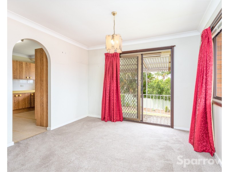 65 Meadowlands Road, Carindale QLD 4152