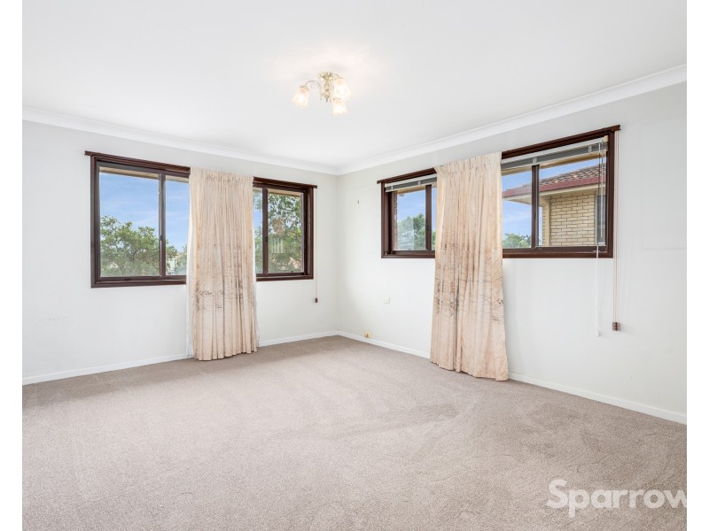 65 Meadowlands Road, Carindale QLD 4152