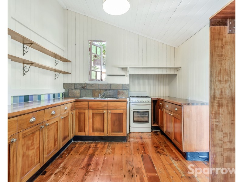 42 Burlington Street, East Brisbane QLD 4169