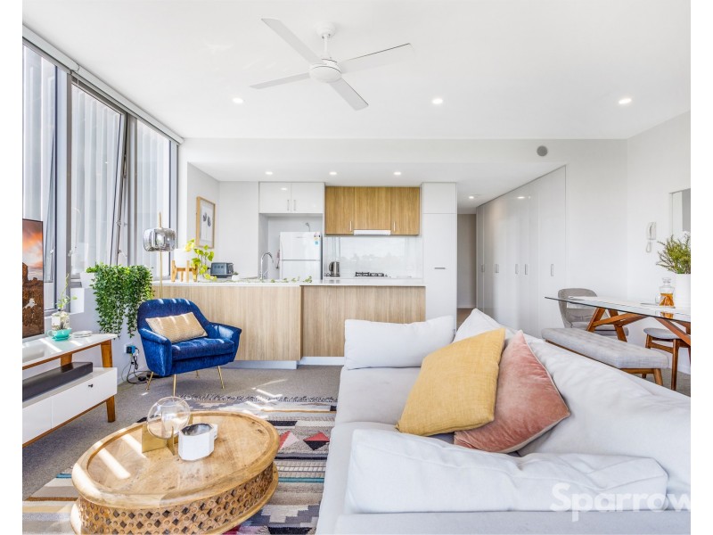 504/54 Lincoln Street, Greenslopes QLD 4120