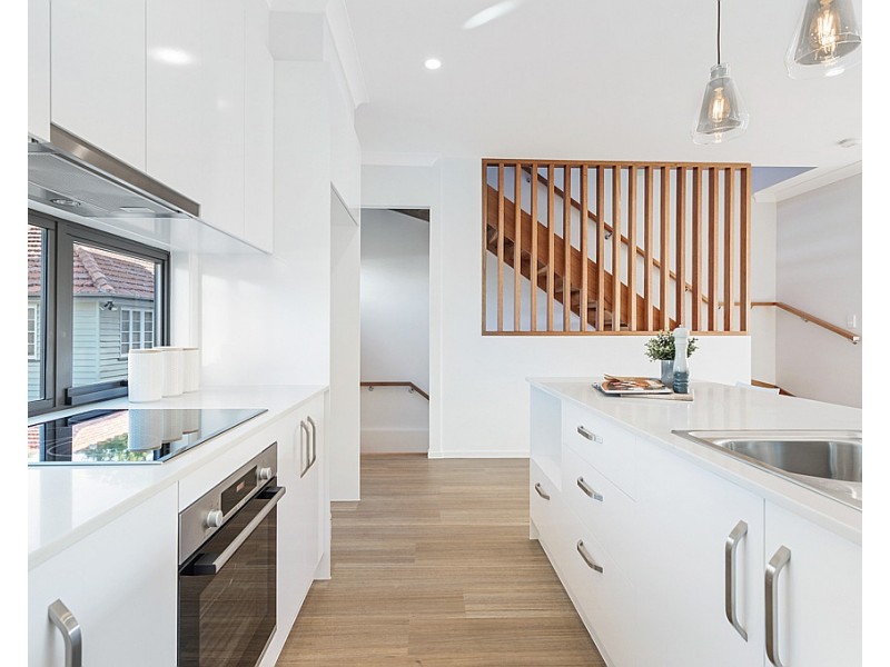 1, 4 & 5/28 Loreburn Street, Mount Gravatt QLD 4122