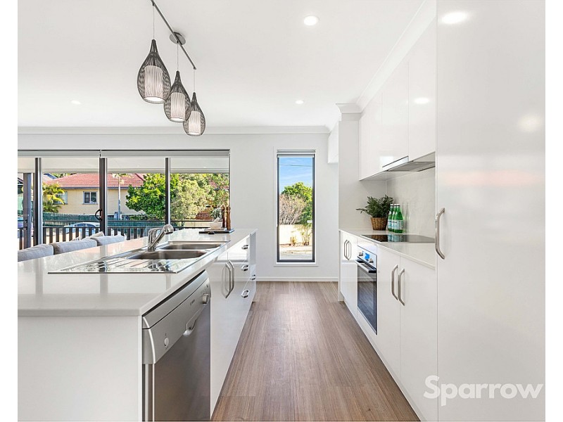 2 & 3/28 Loreburn Street, Mount Gravatt QLD 4122