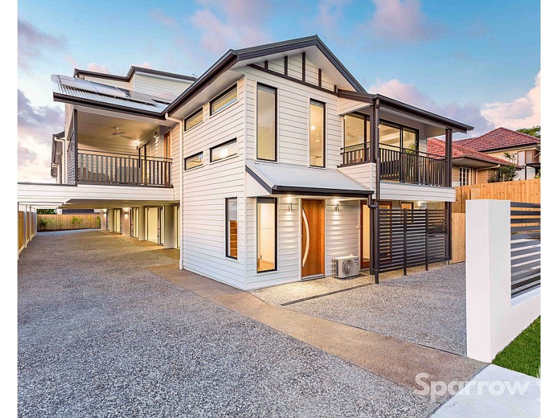 2 & 3/28 Loreburn Street, Mount Gravatt QLD 4122