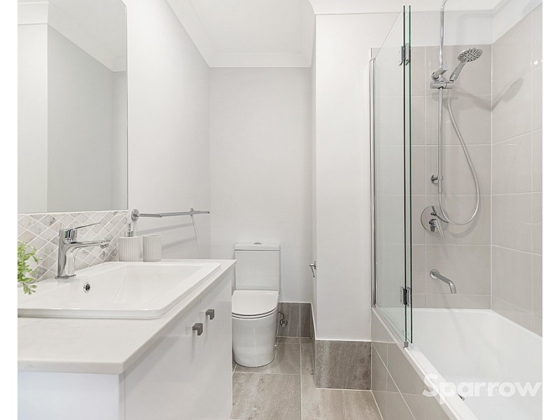 2 & 3/28 Loreburn Street, Mount Gravatt QLD 4122