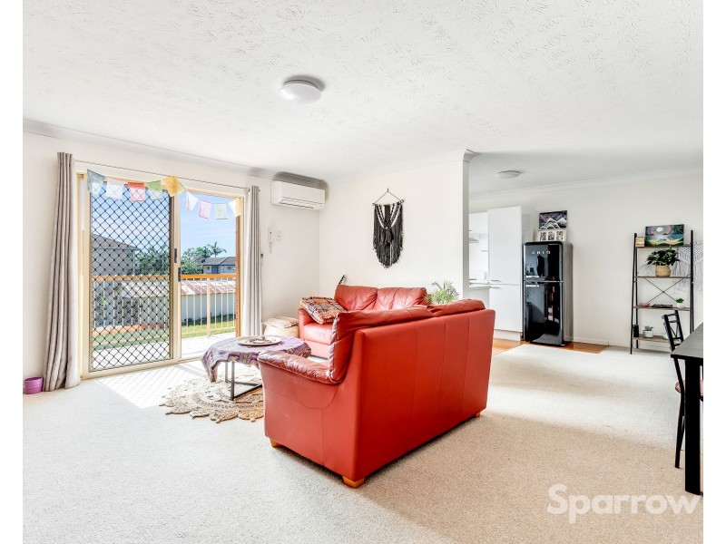 2/11 Sankey Street, Carina QLD 4152