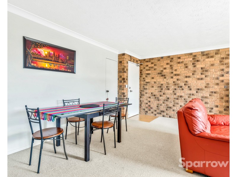 2/11 Sankey Street, Carina QLD 4152