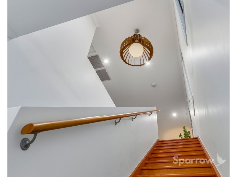 10 Keats Street, Cannon Hill QLD 4170