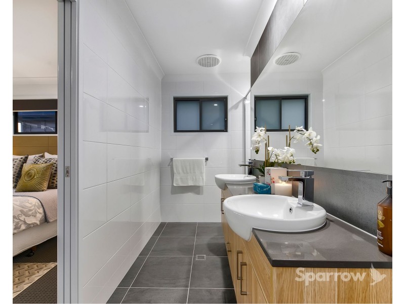 10 Keats Street, Cannon Hill QLD 4170