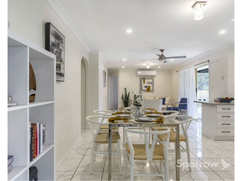 18 Paddington Crescent, Stretton QLD 4116