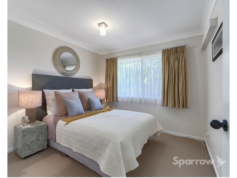 18 Paddington Crescent, Stretton QLD 4116