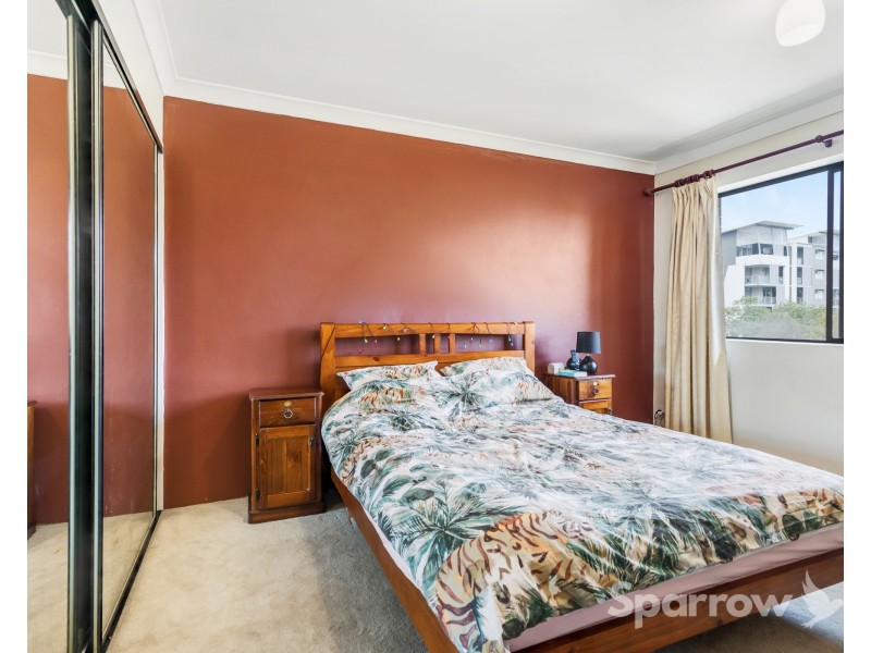 6/12 Carl Street, Woolloongabba QLD 4102