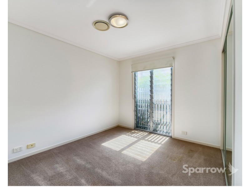 1/77 Douglas Street, Greenslopes QLD 4120