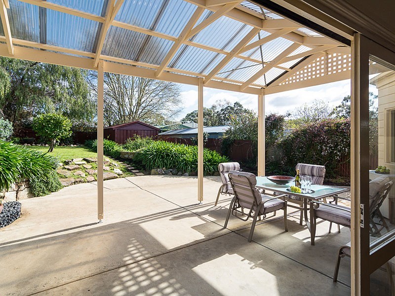 8 Hill Street, Mount Barker SA 5251