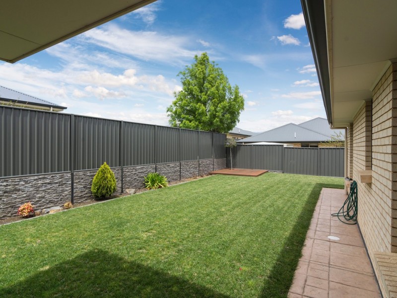 8 Jordan Street, Mount Barker SA 5251
