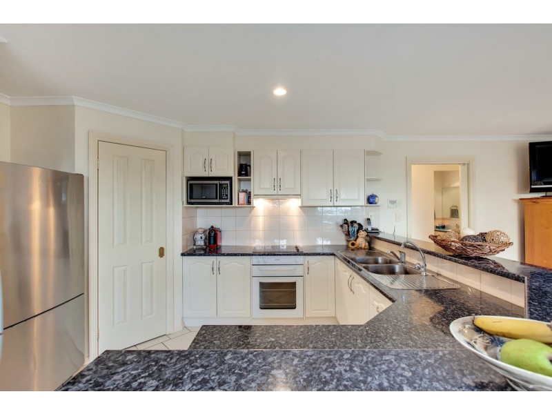 18 Pontiac Road, Mount Barker SA 5251