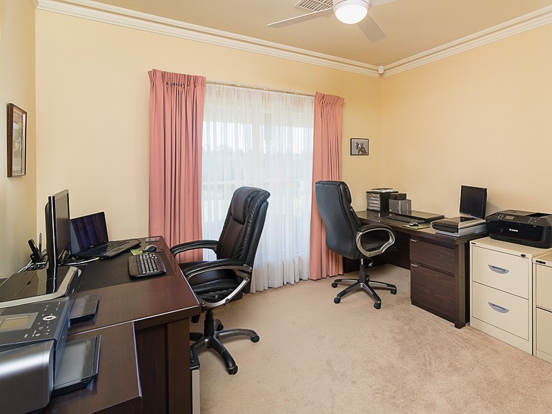 7 Crystal Court, Mount Barker SA 5251
