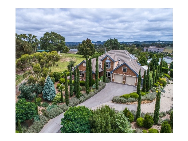 8 Paris Court, Mount Barker SA 5251