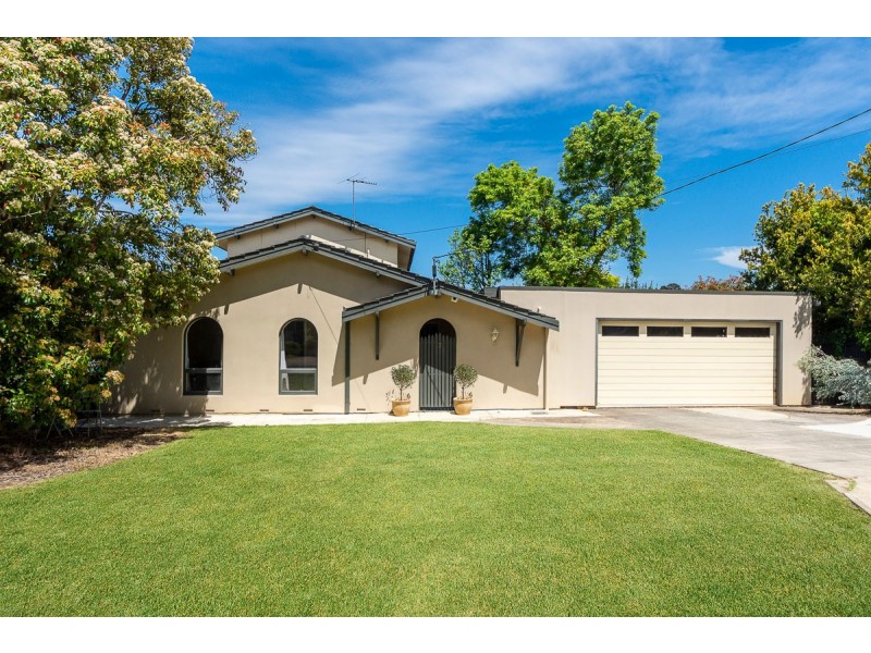 3 Walkom Place, Mount Barker SA 5251