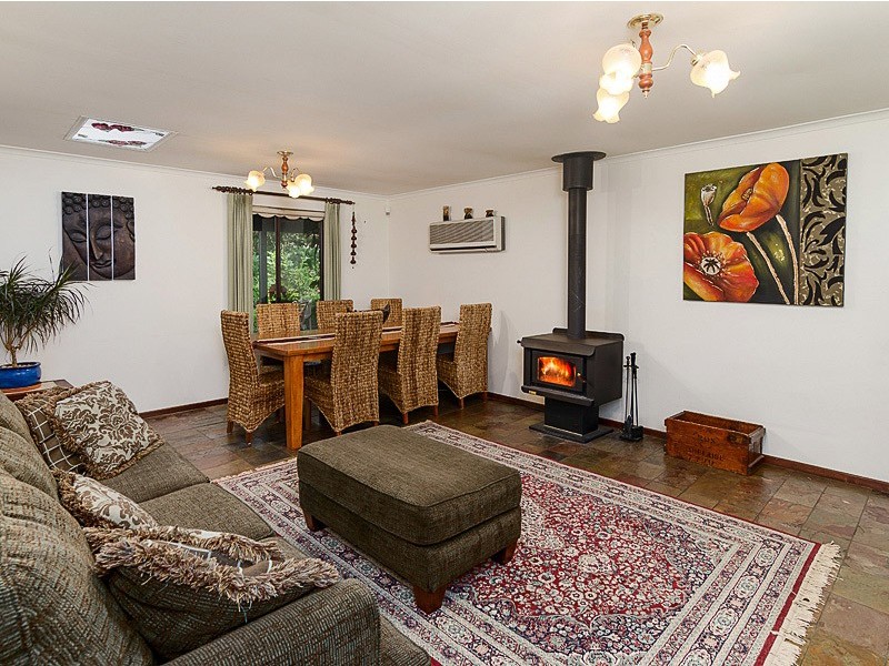 4 Pochin Street, Macclesfield SA 5153