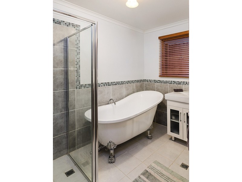 4 Pochin Street, Macclesfield SA 5153