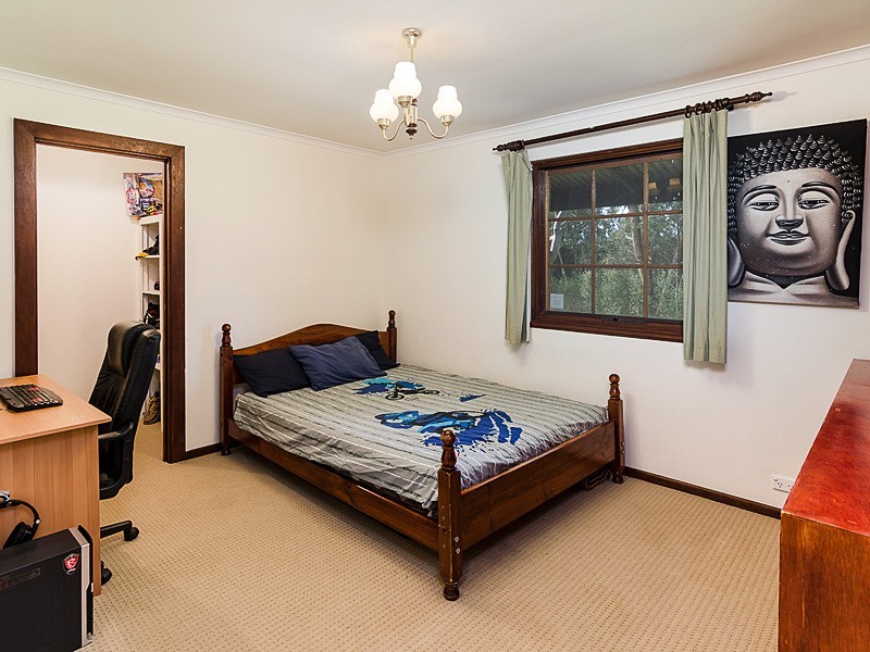 4 Pochin Street, Macclesfield SA 5153